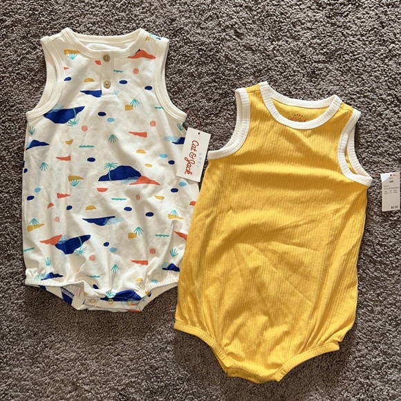 Cat & Jack Other - Cat & Jack shortie romper size 18m matching twin set bundle!!